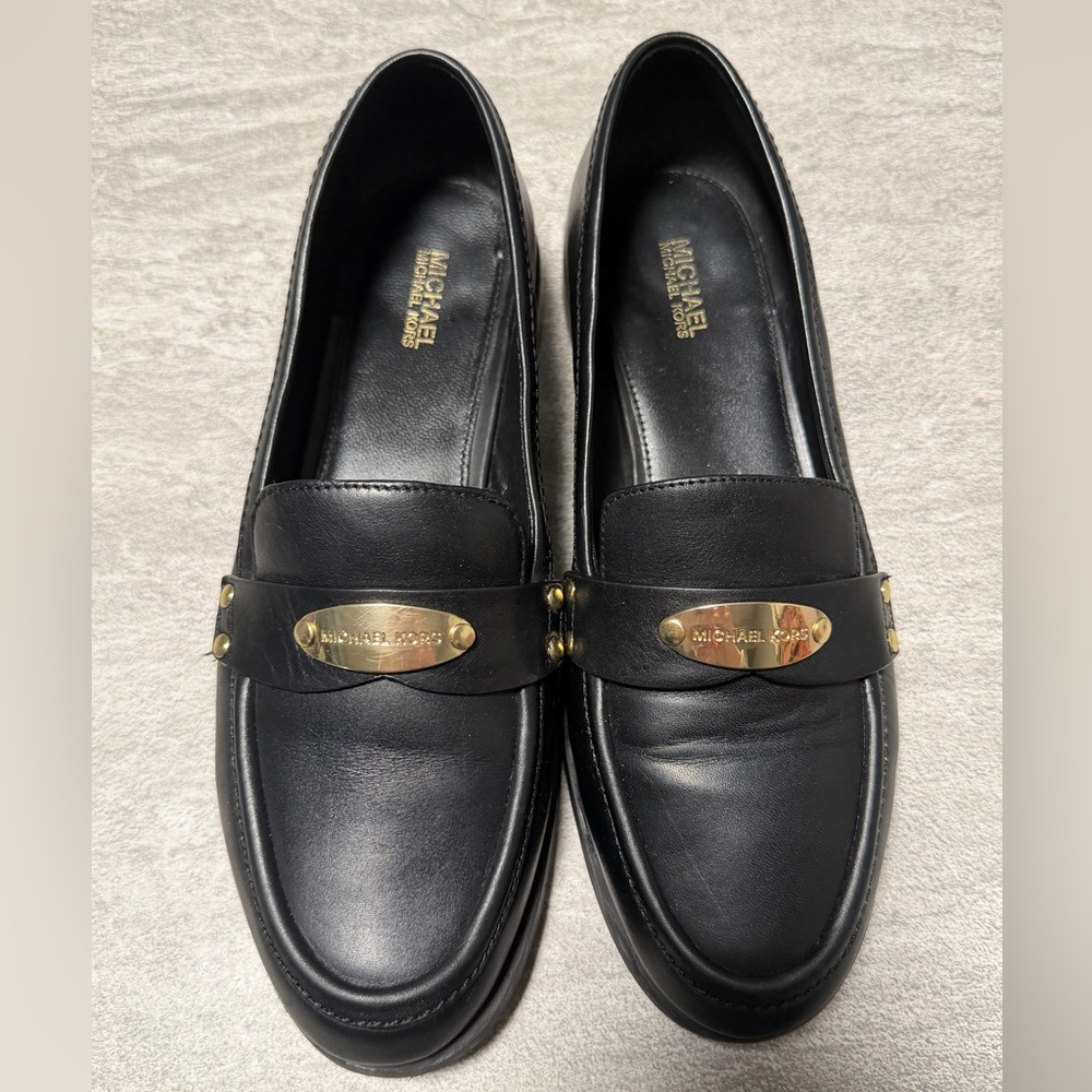 Michael Kors Women’s Black Leather Finley Loafers Size 8